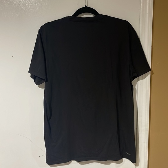 Adidas Men's Short Sleeve Crew Neck Shirt Size Large - Picture 5 of 5